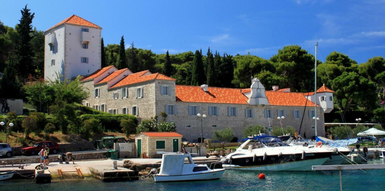 Vacation House Sara&Noa Maslinica Εξωτερικό φωτογραφία