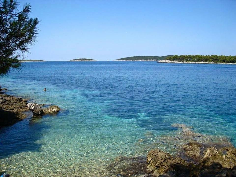 Vacation House Sara&Noa Maslinica Εξωτερικό φωτογραφία